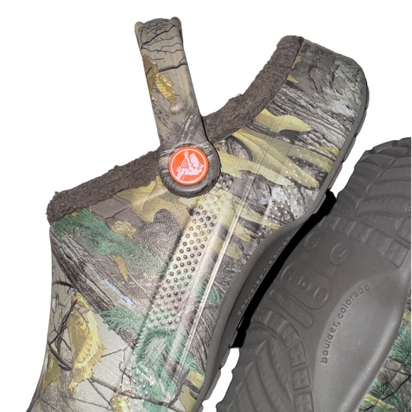 Crocs Lined camouflage slip on shoes women’s 9 men’s outdoor shoes size 7 - Picture 17 of 17